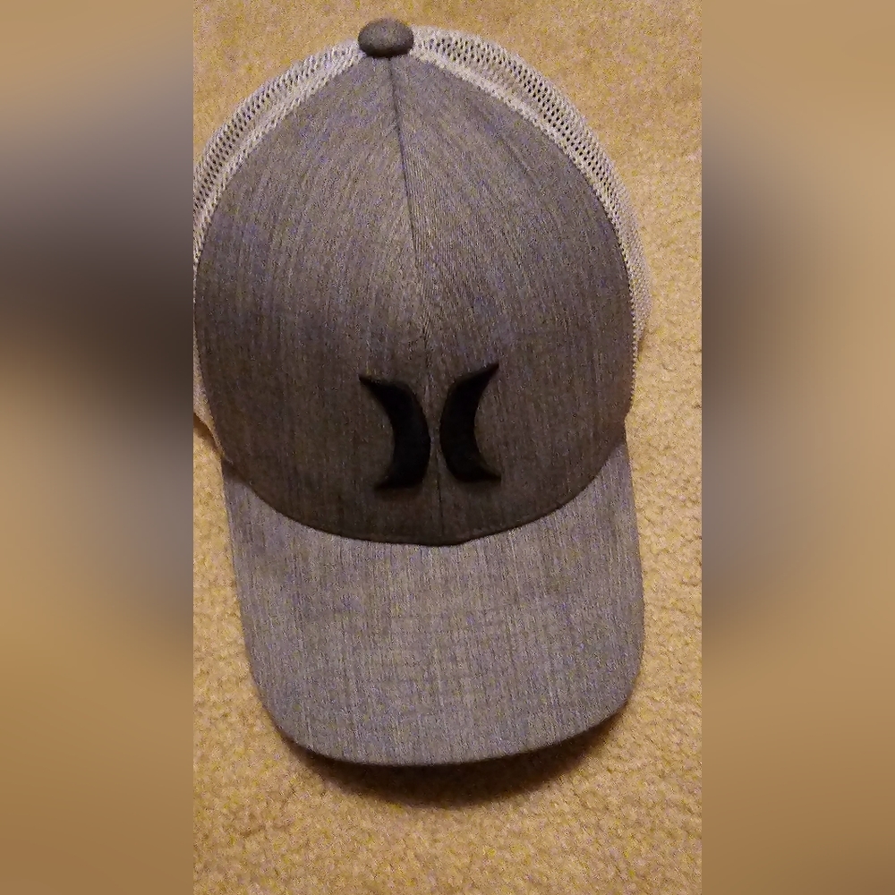 Hurley gray hat Large-XL